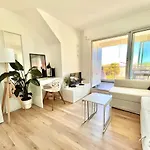 Entre La Lagune Et La Avec Piscine, Direct Plage, Vue Partielle Apartment