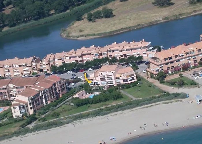 Entre La Lagune Et La Avec Piscine, Direct Plage, Vue Partielle * Saint-Cyprien (Pyrenees-Orientales)