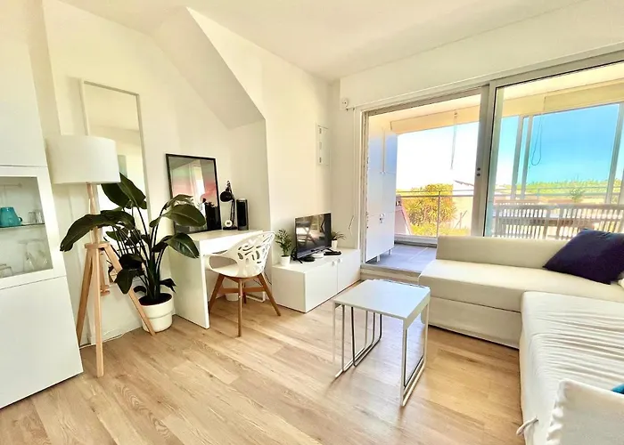 Entre La Lagune Et La Avec Piscine, Direct Plage, Vue Partielle Appartement